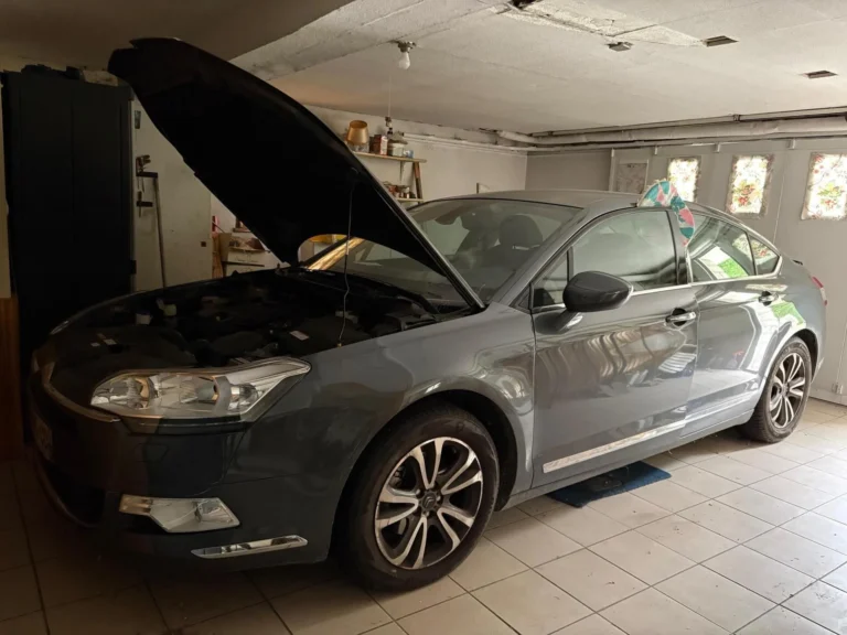 VEHICULES RESTAURANT BOULANGERIE MATERIEL PROFESSIONNEL Divers LJ